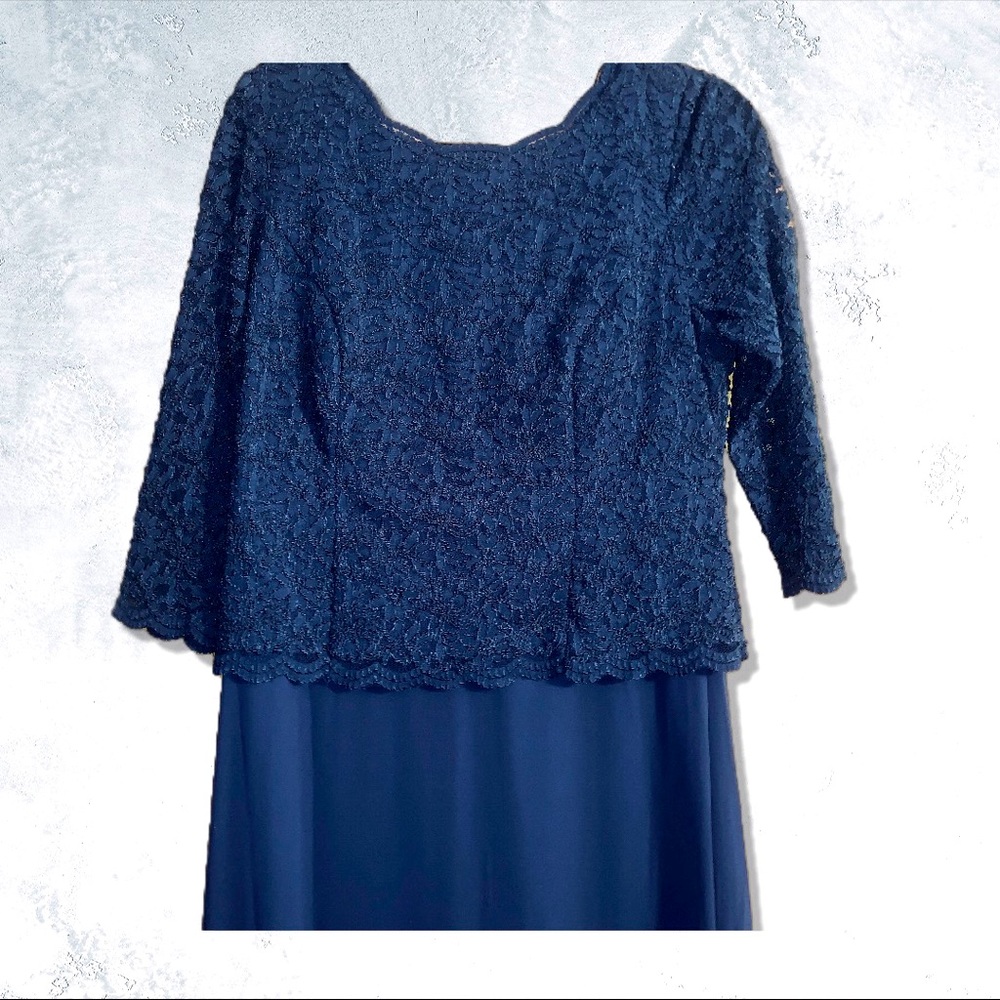 Long Evenings Dress by Alex Size 10P Navy Blue